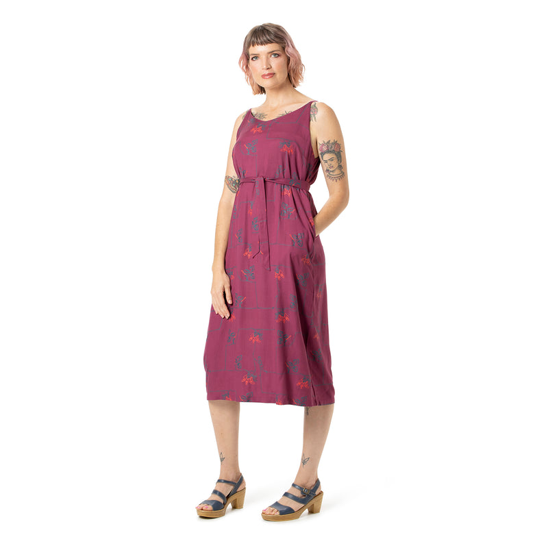 V-neck shoe string dress