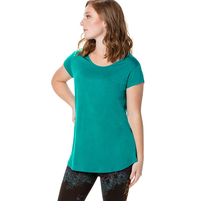 Round neck longer tee